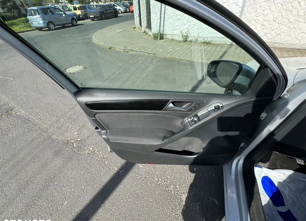Volkswagen Golf cena 22999 przebieg: 150261, rok produkcji 2010 z Połaniec małe 191
